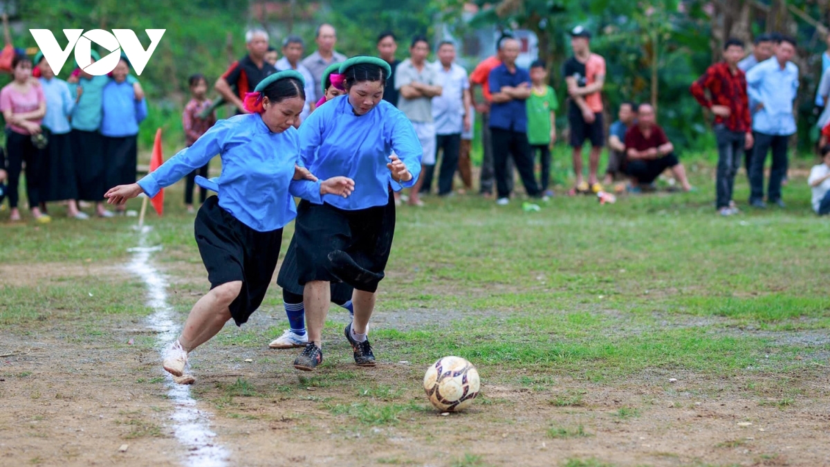 Soong Co festival excites crowds in Binh Lieu district